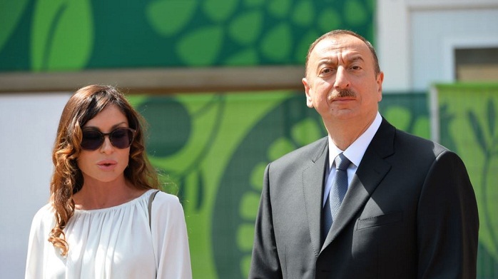 Le président Ilham Aliyev s`est rendu dans les régions de Terter, Barda et Aghdam